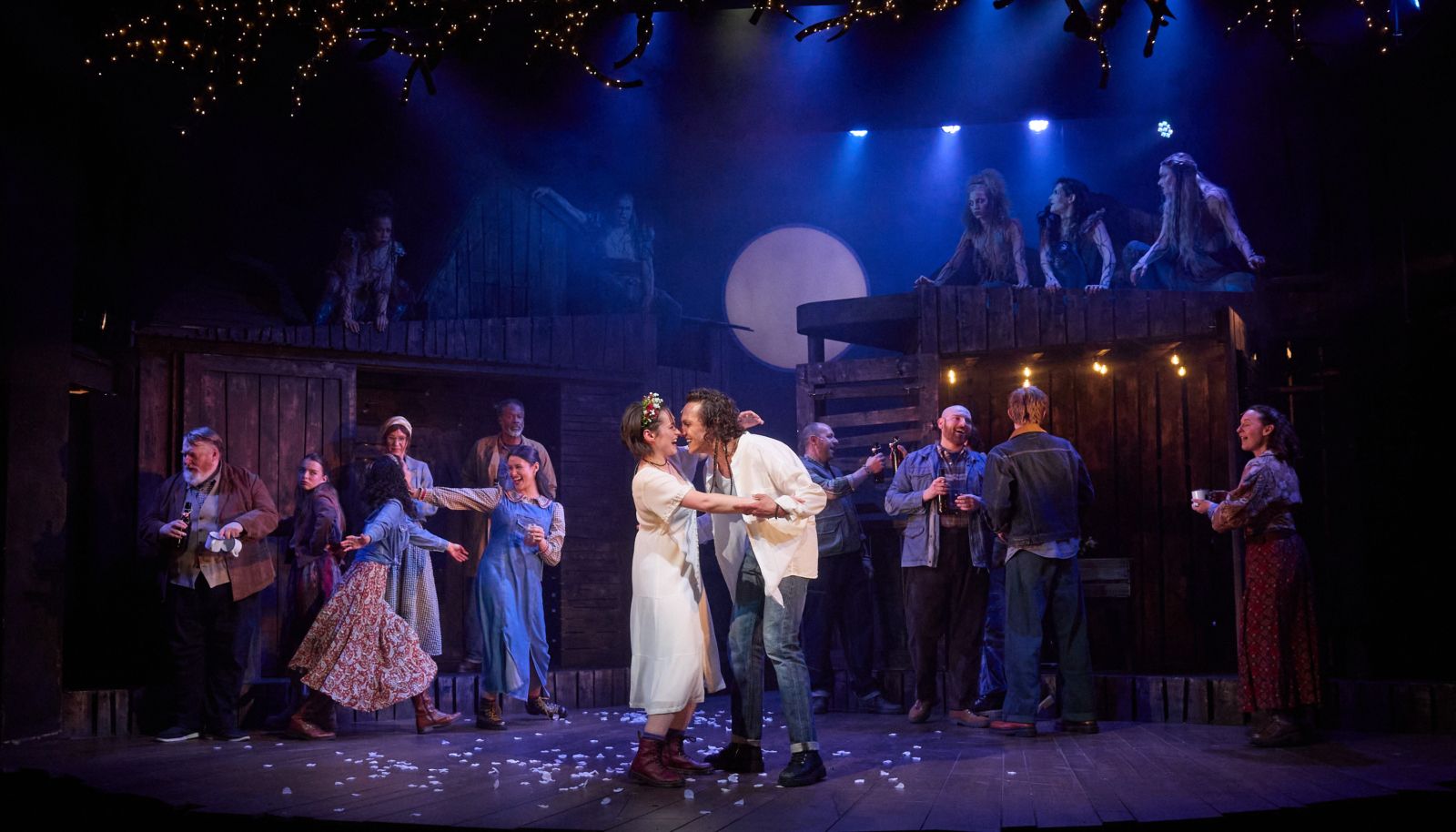 Photos: Glenn Adamson, Lauren Jones, and More in DARK OF THE MOON — photo 5 of 53