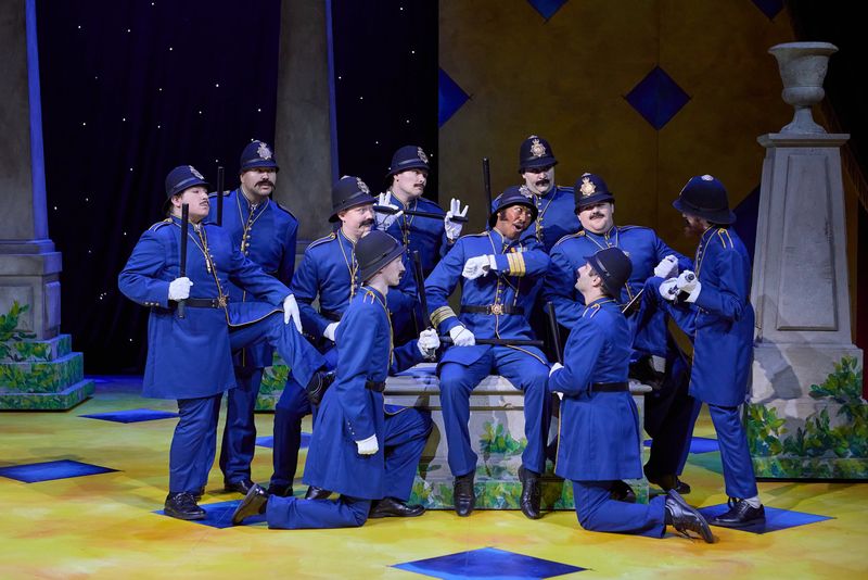 Review: THE PIRATES OF PENZANCE at St. Louis Opera Theatre Image
