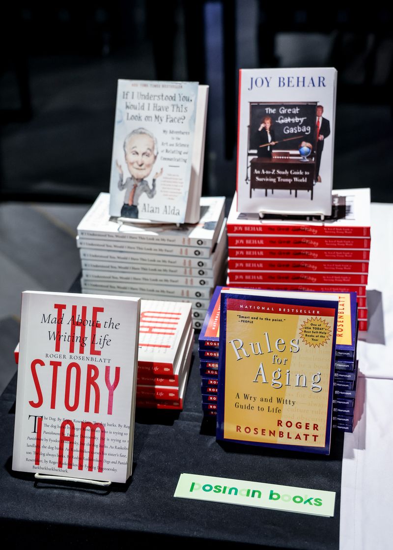 Photos: Roger Rosenblatt Talks 'More Rules for Aging' With Alan Alda and Joy Behar — photo 3 of 31