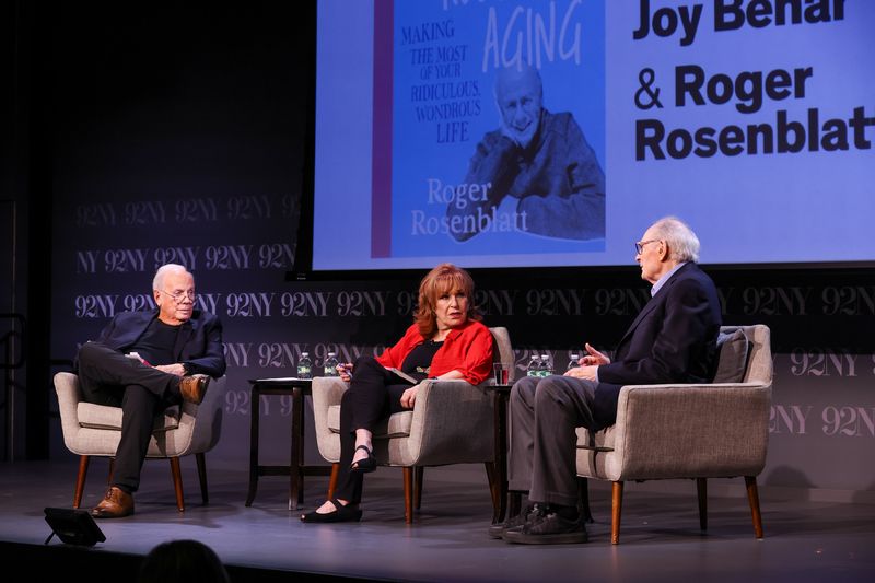 Photos: Roger Rosenblatt Talks 'More Rules for Aging' With Alan Alda and Joy Behar — photo 21 of 31