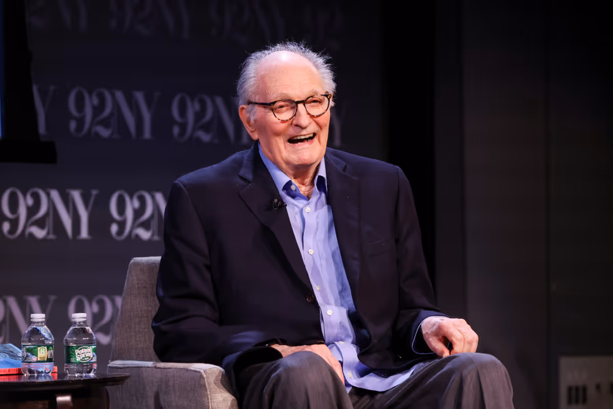 Alan Alda at Photos: Roger Rosenblatt Talks 'More Rules for Aging' With Alan Alda and Joy Behar