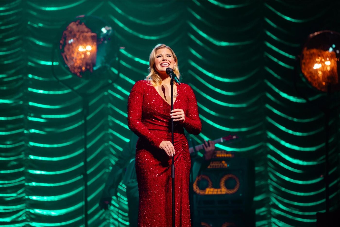 Photos: Megan Hilty Performs in Concert at Theatre Royal Drury Lane Image