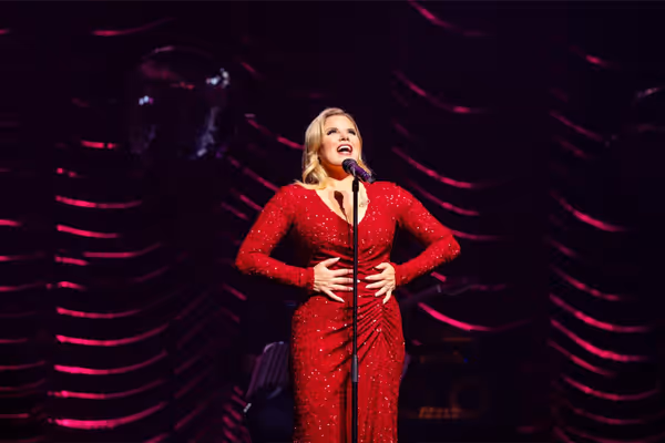 Megan Hilty Photo