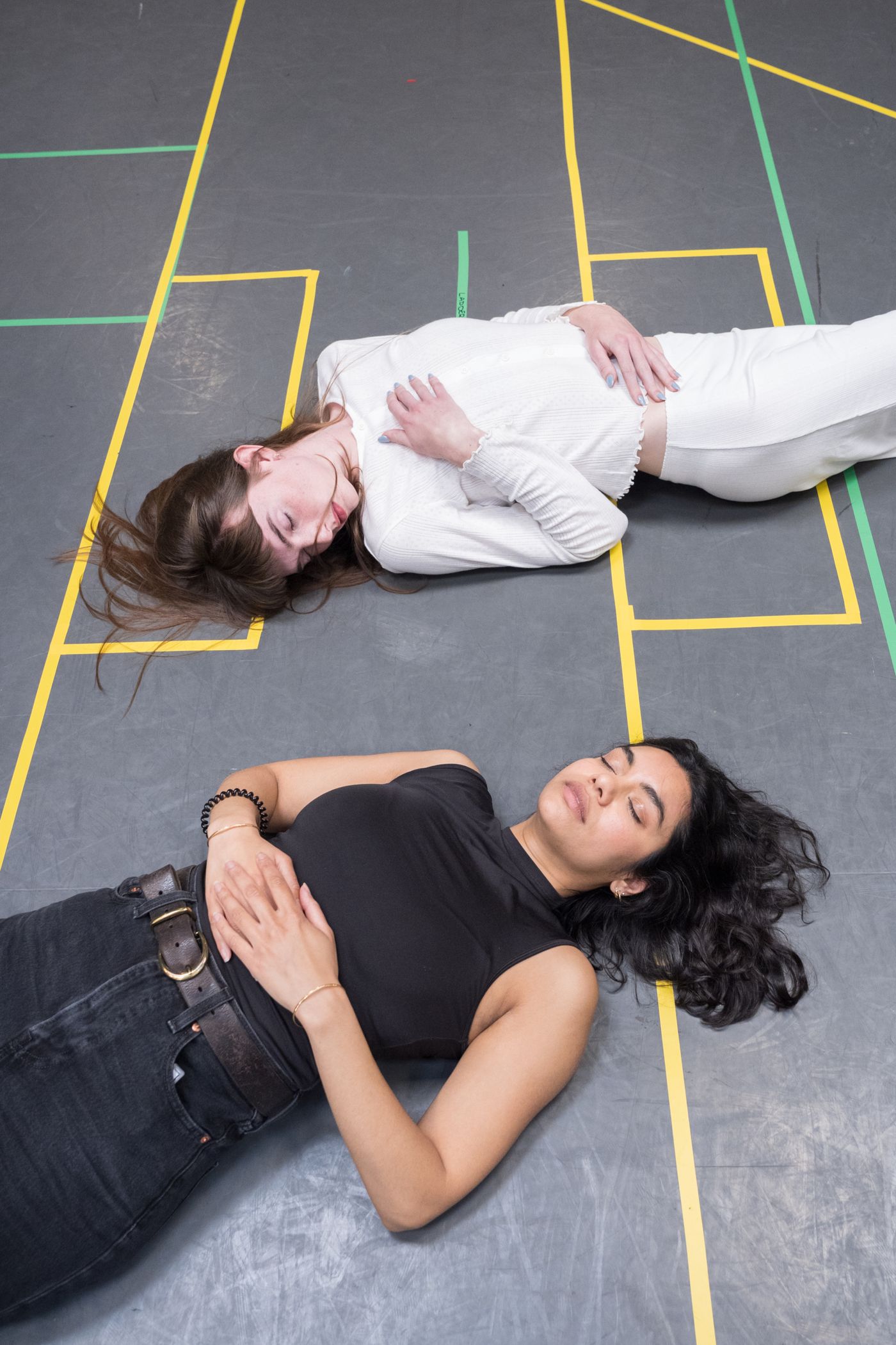 Photos: A MIDSUMMER NIGHT'S DREAM in Rehearsal at Regent’s Park Open Air Theatre Image
