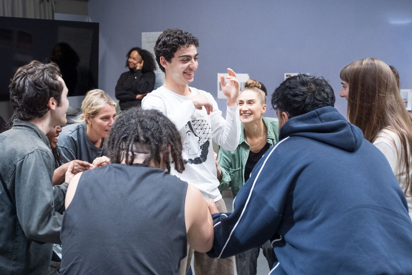 Photos: A MIDSUMMER NIGHT'S DREAM in Rehearsal at Regent’s Park Open Air Theatre Image