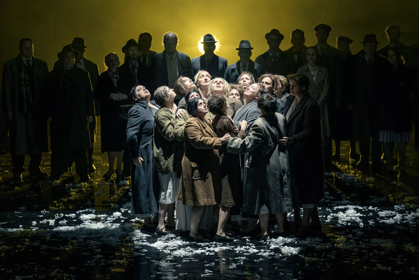 Review: Dialogy karmelitek ve Státní opeře Image