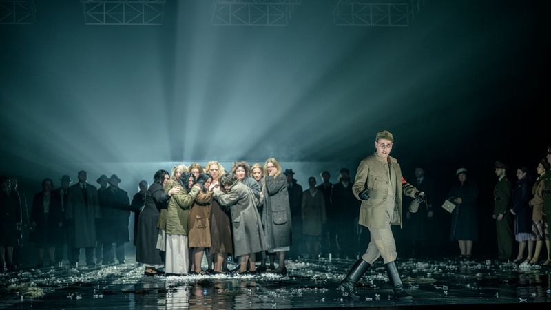 Review: Dialogy karmelitek ve Státní opeře Image