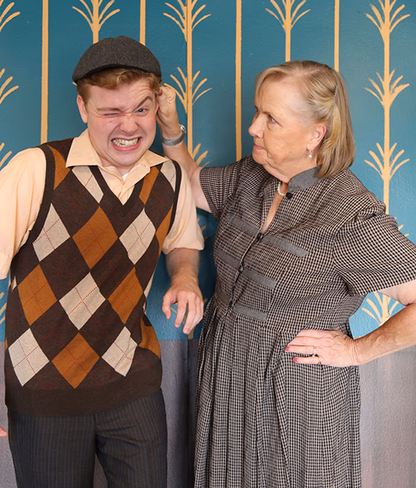 Photos: LAURA to Open at Rover Dramawerks as Part of 26th Season Image