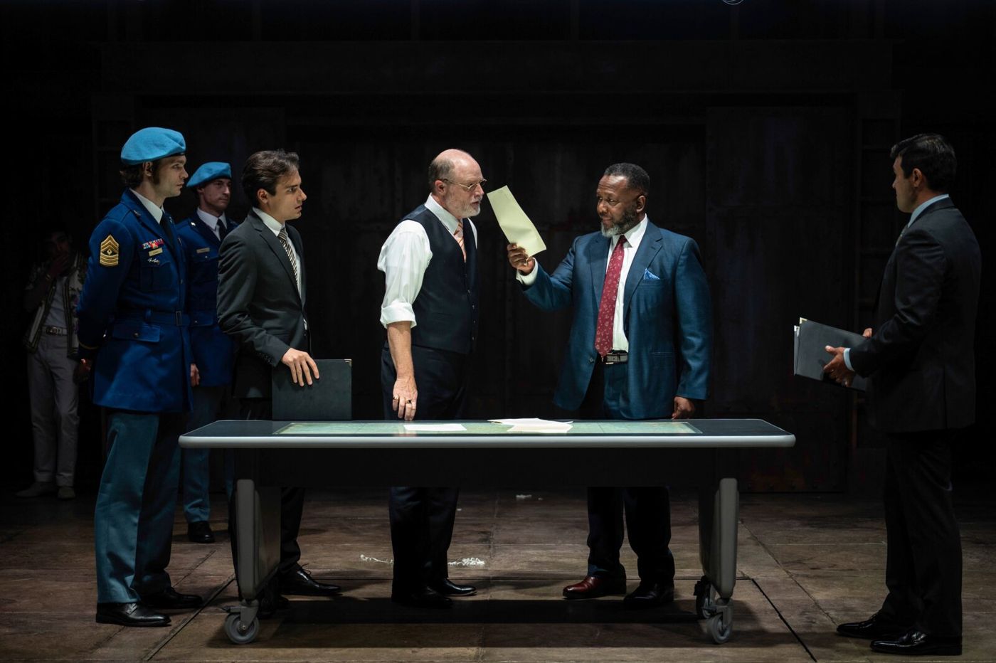 Photos: Wendell Pierce Stars in OTHELLO at Shakespeare Theatre Company Image
