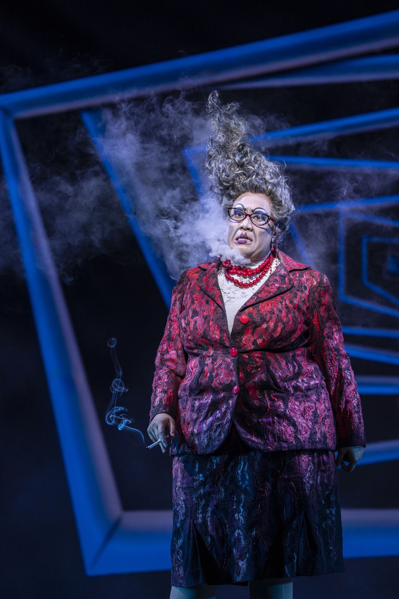 Photos: Amie Atkinson, David Fynn and More in BEETLEJUICE in the West End Image
