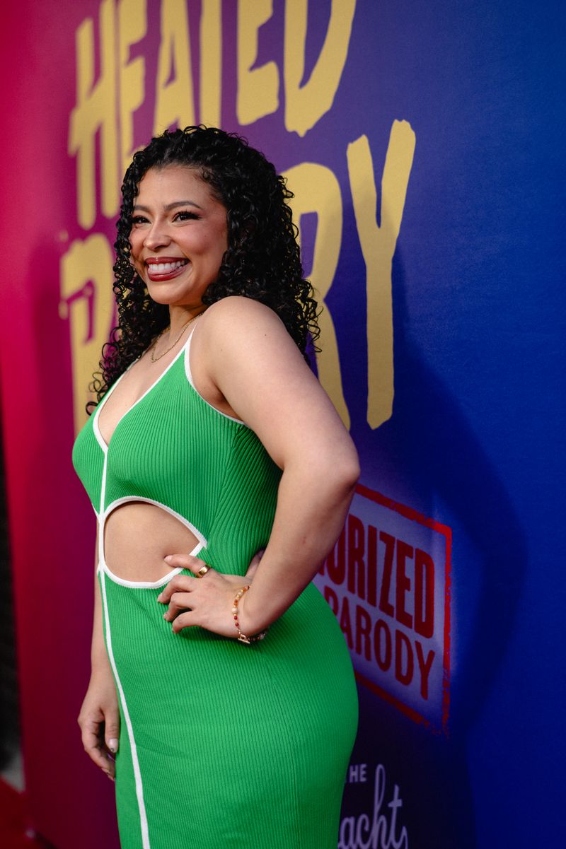Photos: HEATED RIVALRY: THE UNAUTHORIZED MUSICAL PARODY Opens Off-Broadway — photo 26 of 31