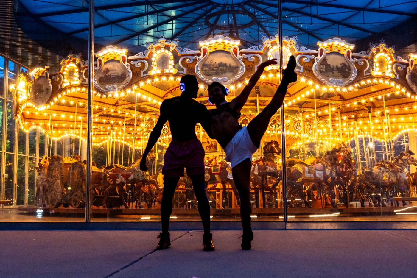 Photos: THE CIRCUIT: AN IMMERSIVE SILENT DISCO BALLET First Look Image