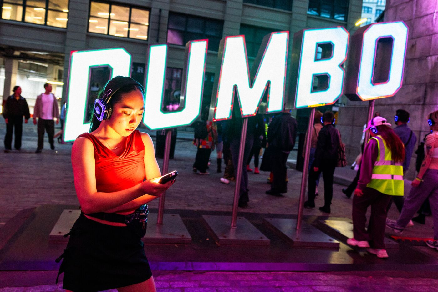 Photos: THE CIRCUIT: AN IMMERSIVE SILENT DISCO BALLET First Look Image