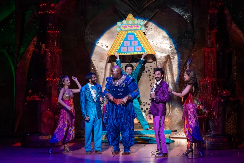 Photos/Video: DELI BOYS Make Cameo in ALADDIN on Broadway — photo 3 of 4
