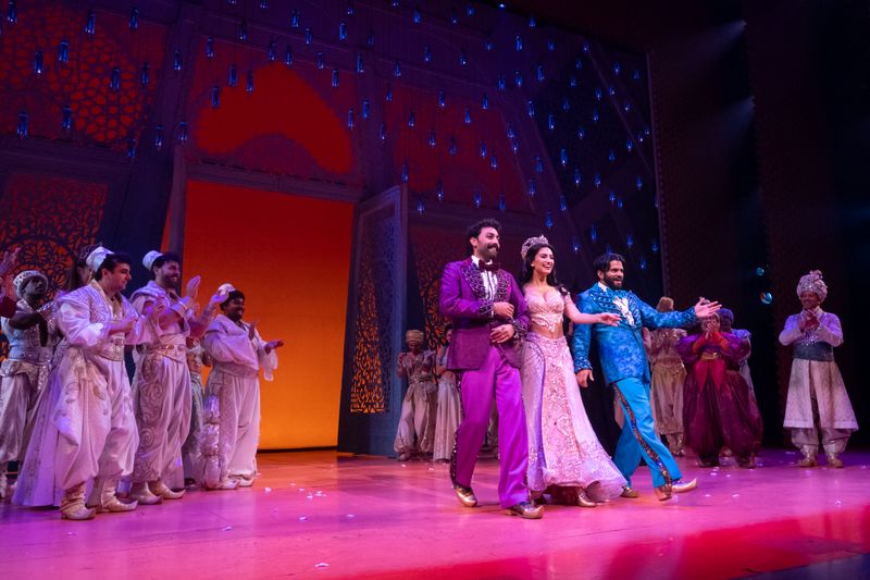 Photos/Video: DELI BOYS Make Cameo in ALADDIN on Broadway — photo 1 of 4