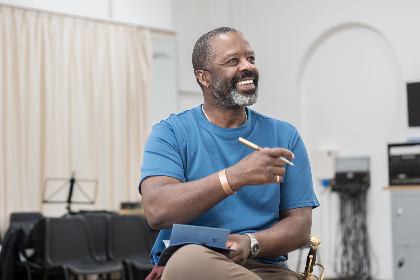 Photos: CYRANO DE BERGERAC in Rehearsal at the Noël Coward Theatre Image