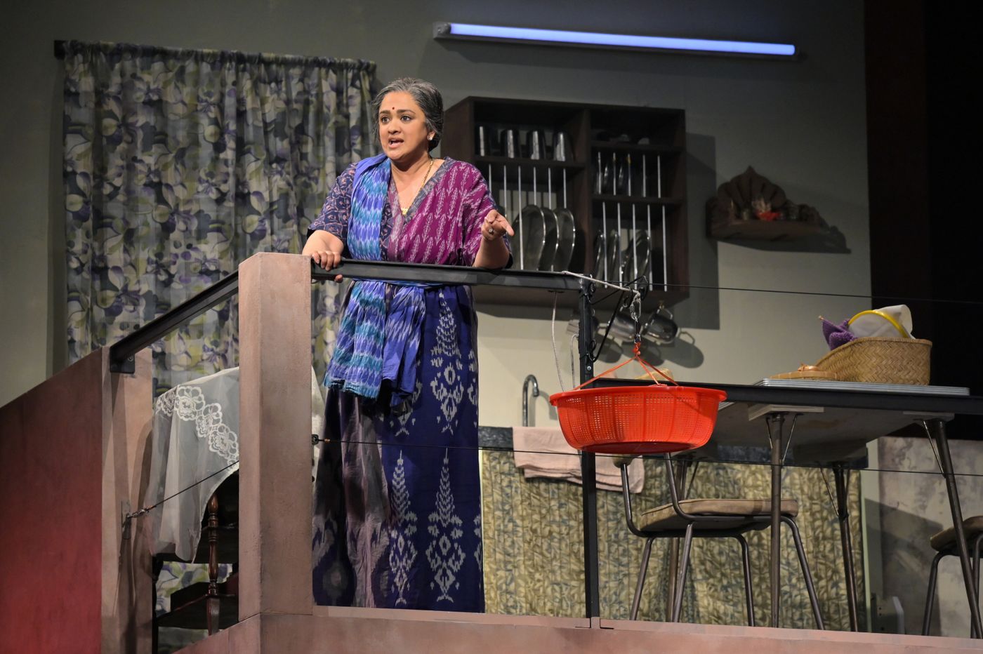 Review: THE LUNCHBOX at Berkeley Rep Image
