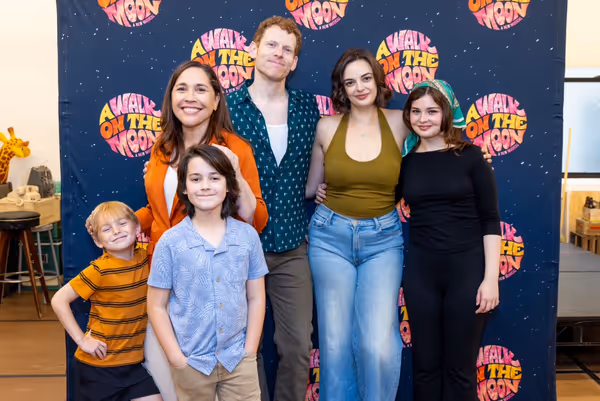 Andréa Burns, Max Chernin, Talia Suskauer, Sophie Pollono with Reid Gardner Clarke… Photo