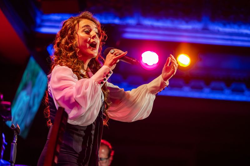 Review: Melissa Errico Pays Homage to Streisand in BACK TO BARBRA at 54 Below Image