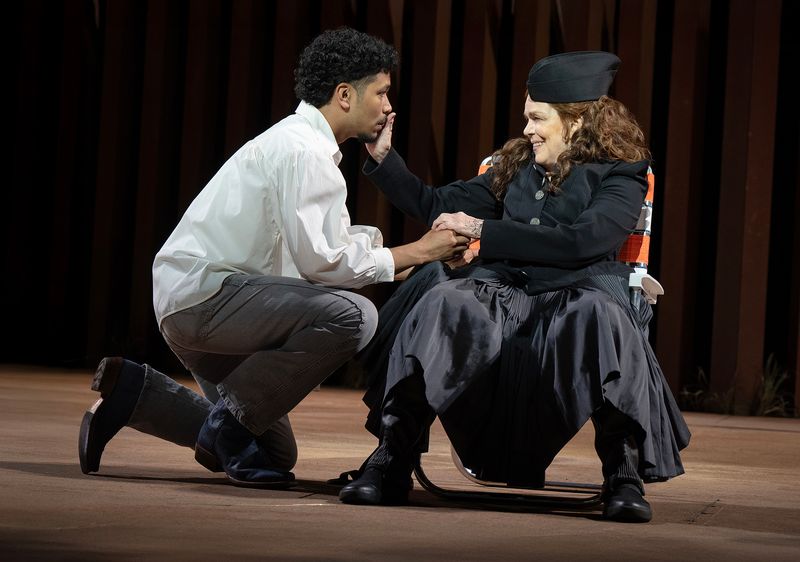 Photos: LaChanze, Francis Jue and More Free Shakespeare in the Park's ROMEO & JULIET — photo 11 of 17