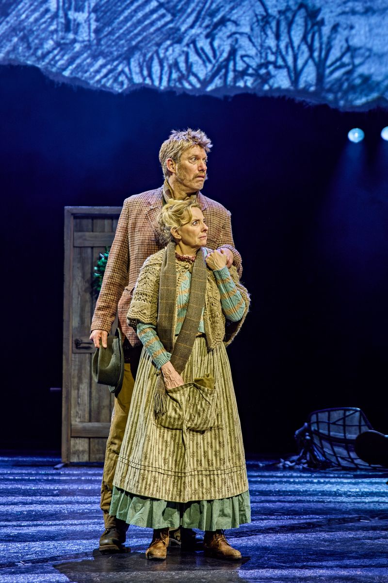 Photos: WAR HORSE Returns To National Theatre — photo 13 of 25