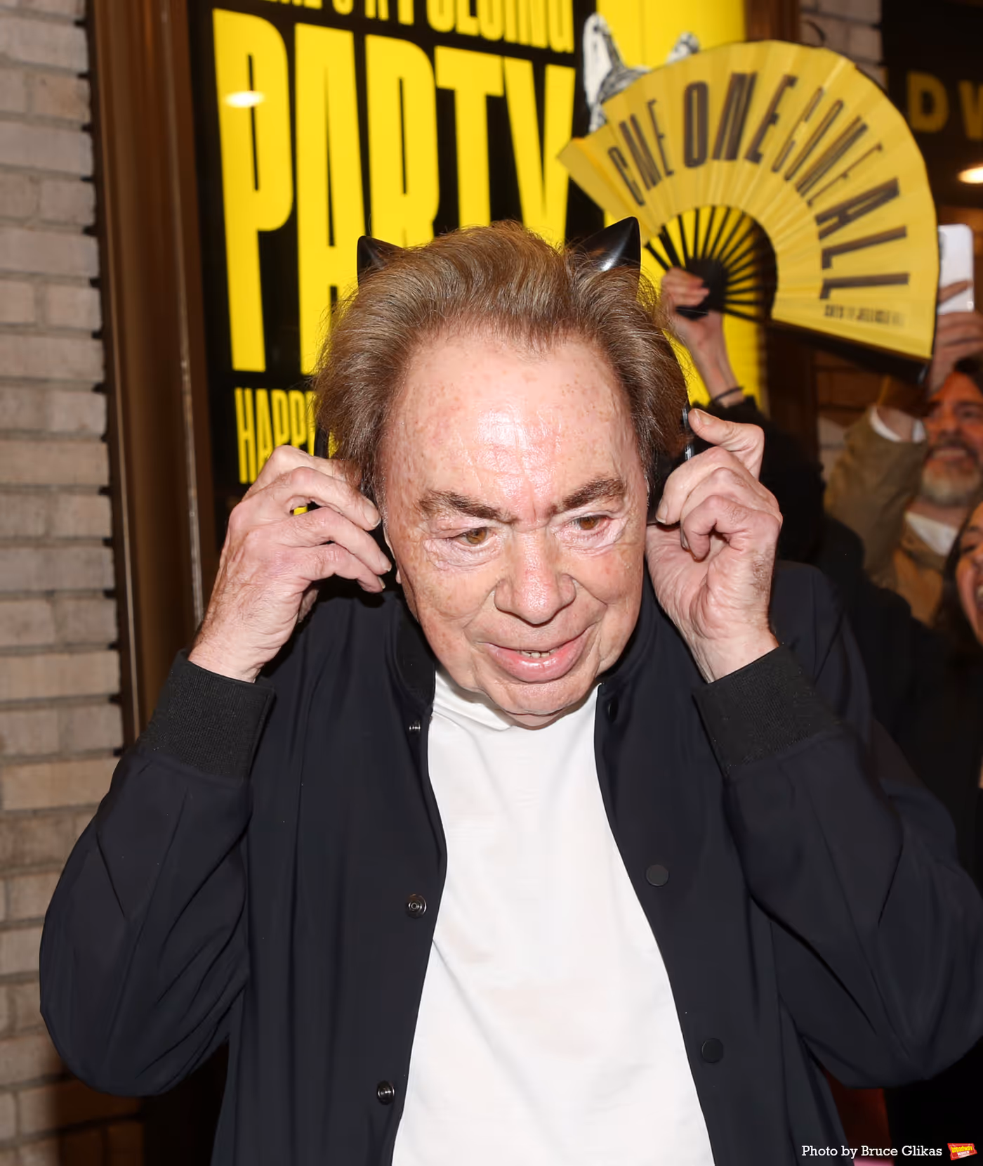 Photos: Andrew Lloyd Webber Makes Guest DJ Appearance at CATS: THE JELLICLE BALL Image