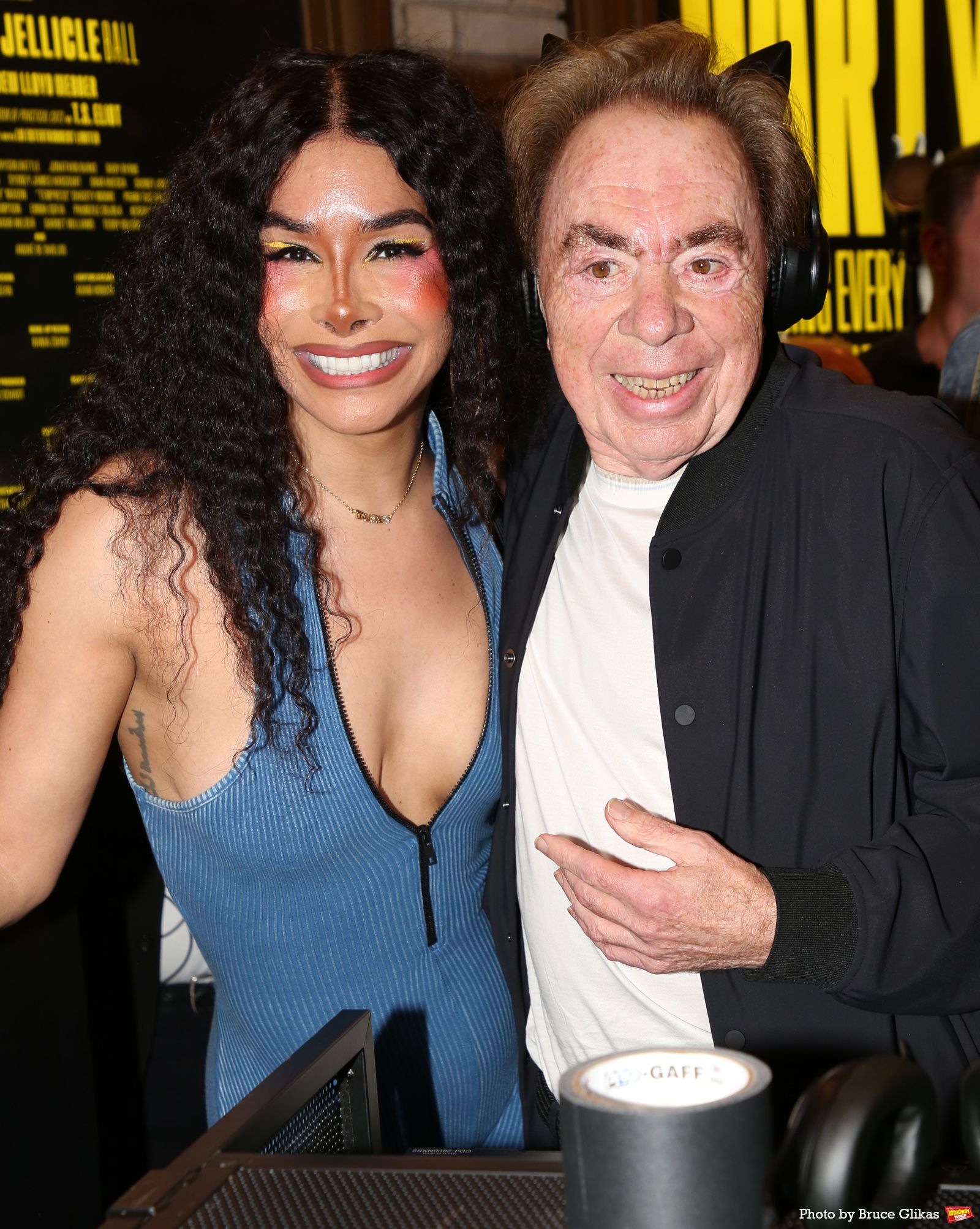 Photos: Andrew Lloyd Webber Makes Guest DJ Appearance at CATS: THE JELLICLE BALL — photo 28 of 34