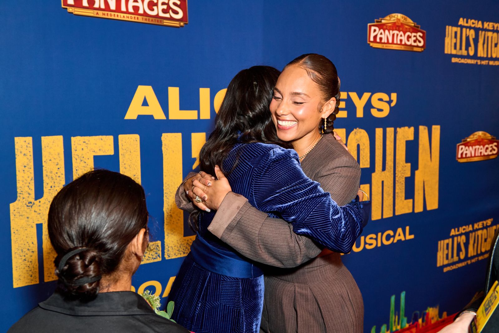 Photos: Alicia Keys Attends HELL'S KITCHEN National Tour Opening — photo 6 of 10
