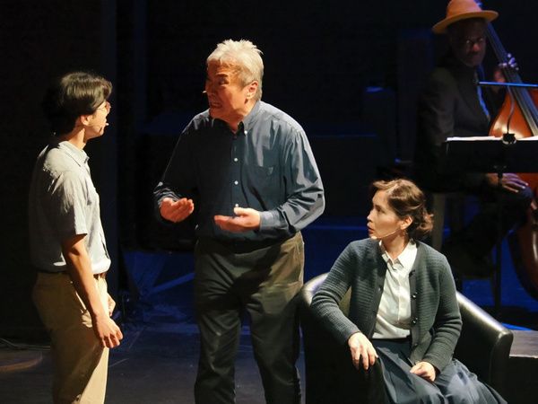 Keita Kawahara, Owen Yen, Kathleen Kwan Photo