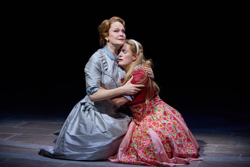 Review: THE LIGHT IN THE PIAZZA at Opera Theatre Of St. Louis Image