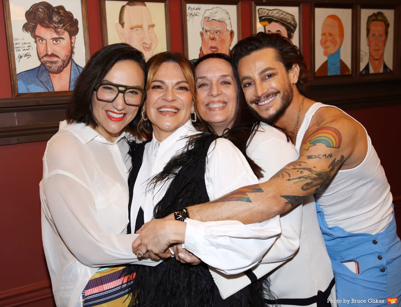 Photos: THE LOST BOYS' Shoshana Bean Receives Portrait at Sardi's Image
