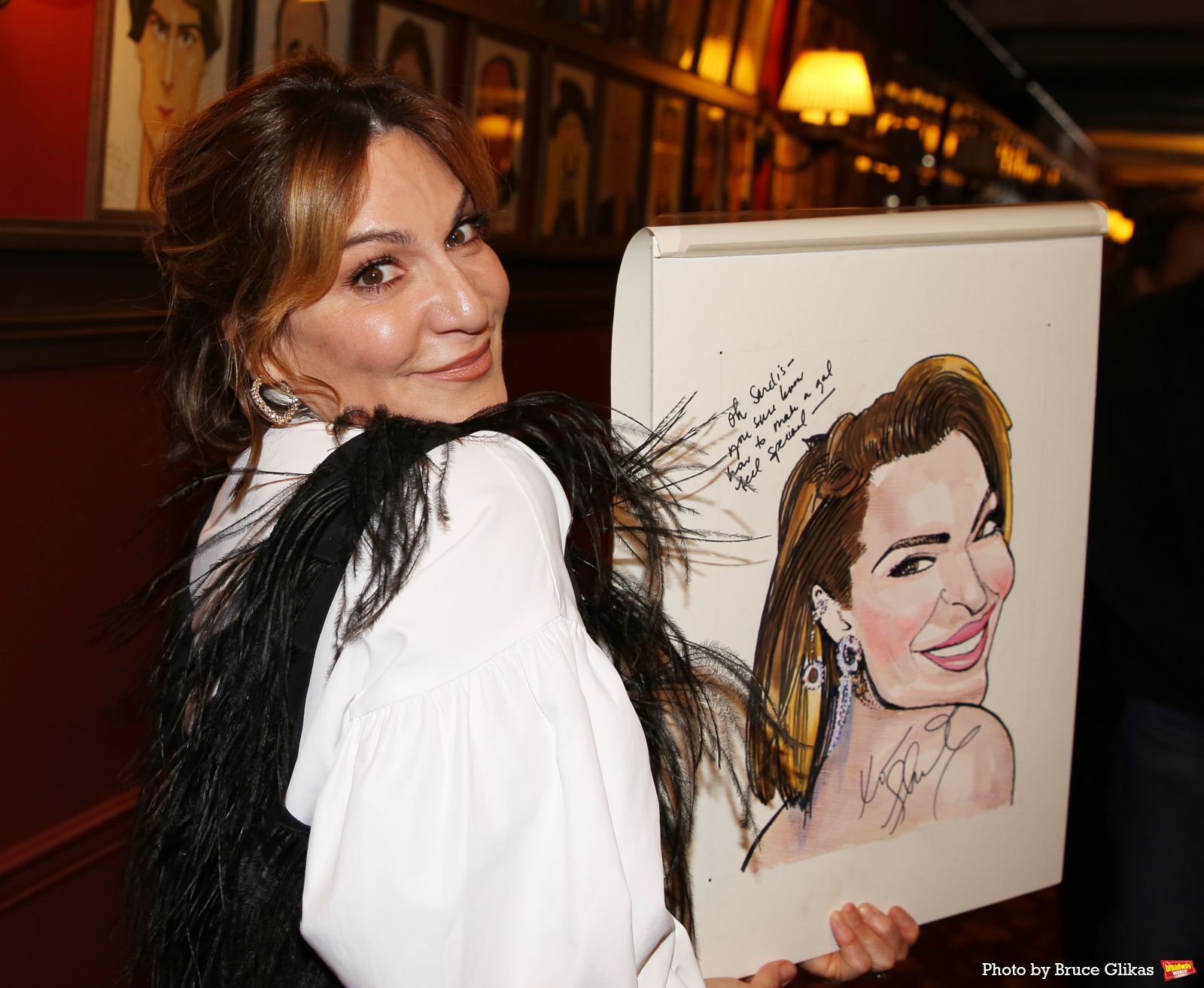 Photos: THE LOST BOYS' Shoshana Bean Receives Portrait at Sardi's — photo 4 of 66