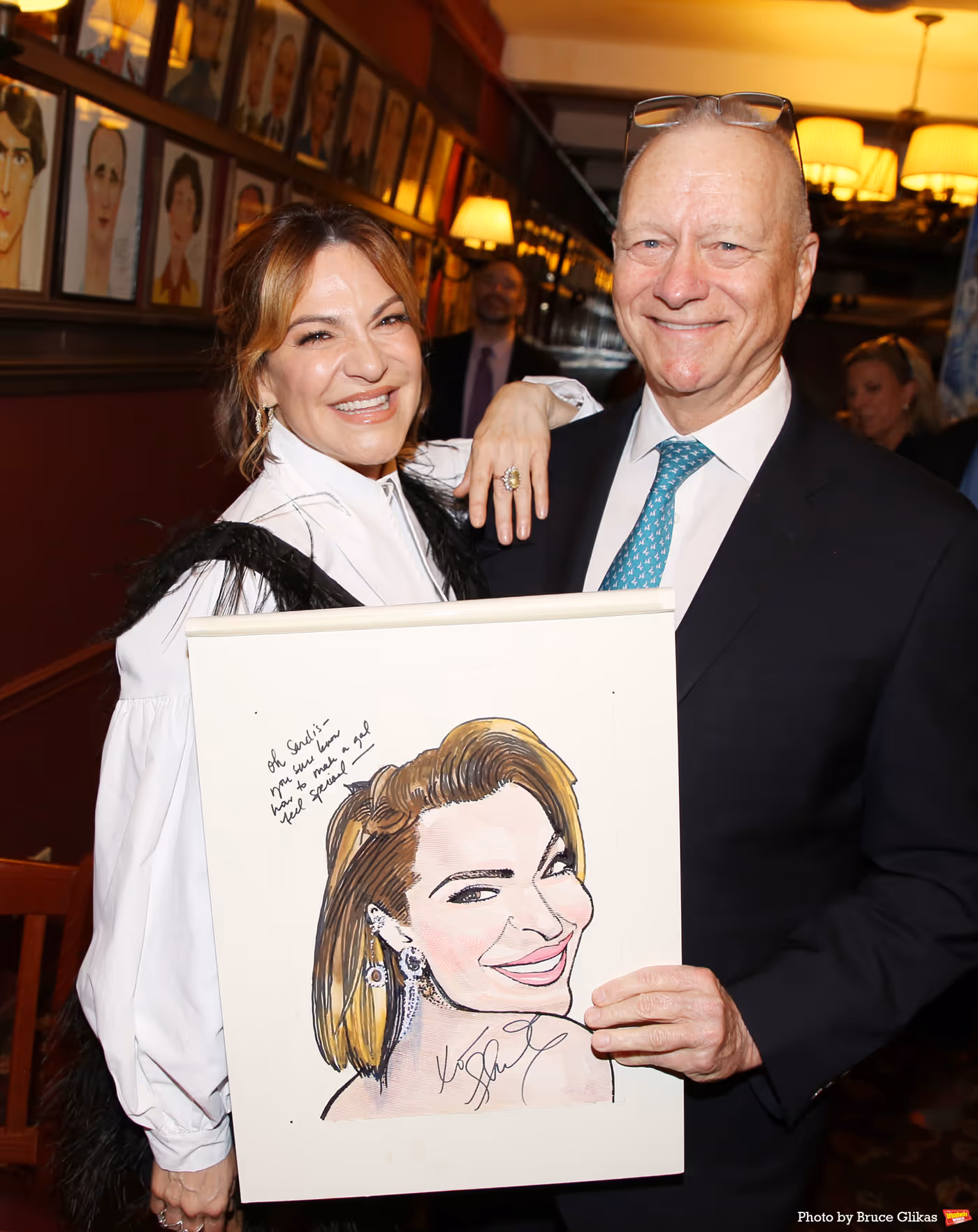 Photos: THE LOST BOYS' Shoshana Bean Receives Portrait at Sardi's Image