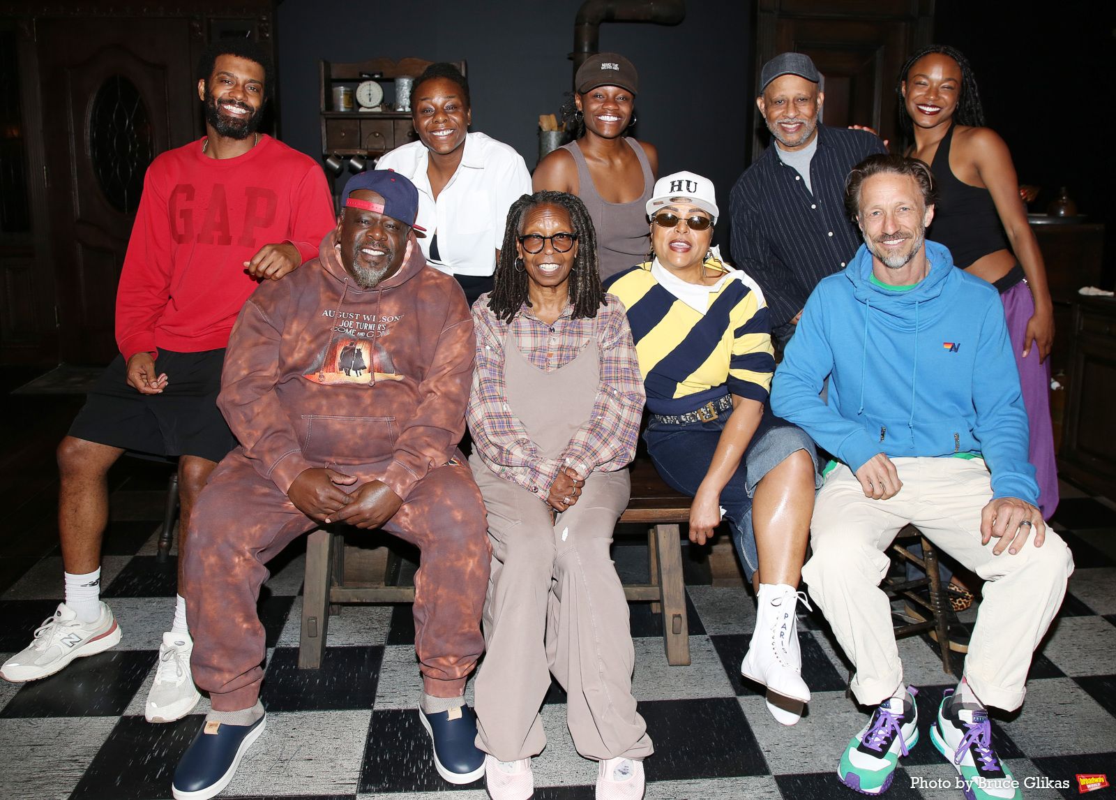 Photos: Whoopi Goldberg Visits JOE TURNER'S COME AND GONE — photo 1 of 16