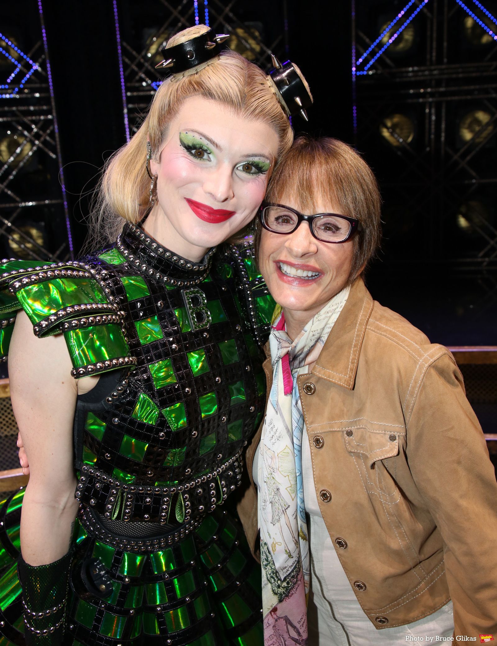 Photos: Patti LuPone, Joe Locke and Tobie Donovan visit SIX THE MUSICAL on Broadway — photo 3 of 11