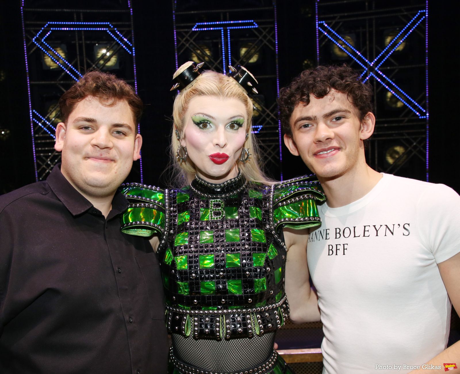 Photos: Patti LuPone, Joe Locke and Tobie Donovan visit SIX THE MUSICAL on Broadway — photo 10 of 11