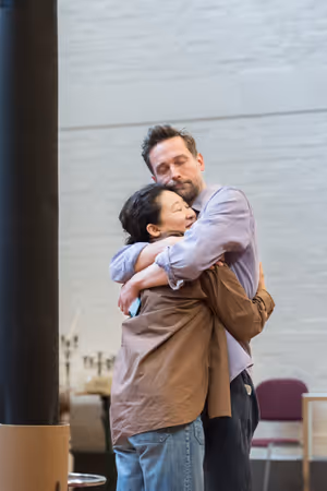 Sandra Oh and Tom Mison @ BroadwayWorld Sandra Oh and Tom Mison Photo