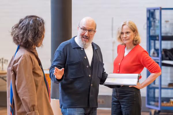 Sandra Oh, Paul Chahidi and Abigail Cruttenden Photo