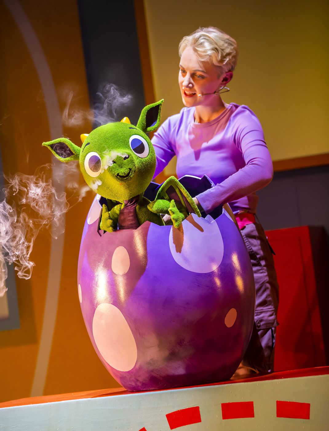 Charlie Daniells in Es gibt ein Monster in deiner Show, Pamela Raith Photography.