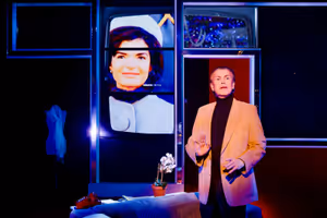 Matt McGrath @ BroadwayWorld Matt McGrath Photo