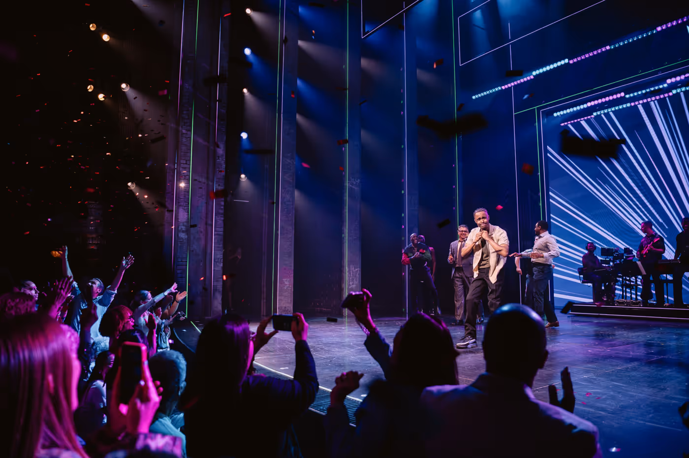 Photos: Tavon Olds-Sample Takes Final Bow as 'Middle Michael' in MJ Image