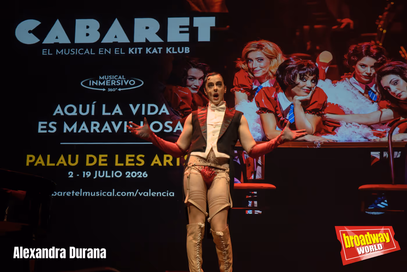 FOTOS: El renovado elenco de CABARET deslumbra en su presentación oficial en Valencia Image