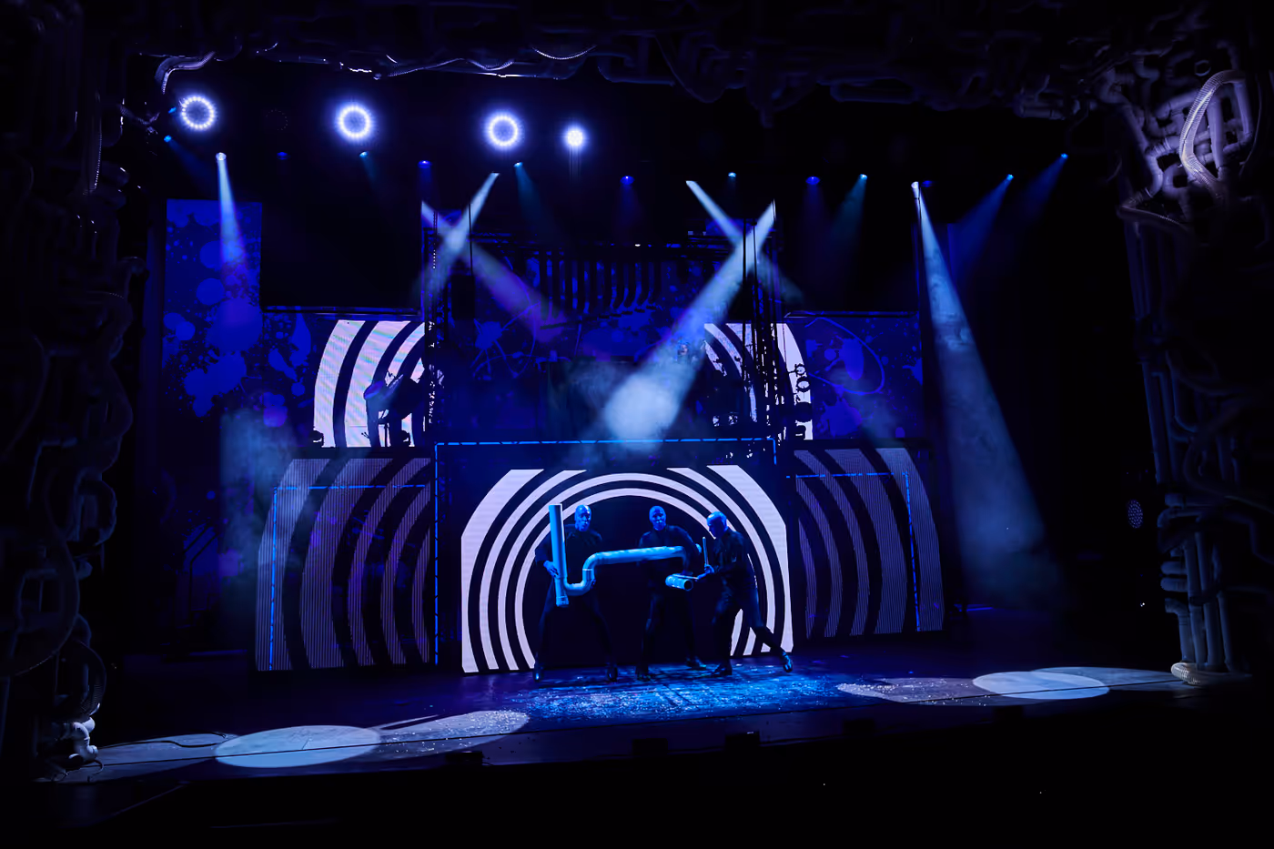Review: BLUE MAN GROUP at The Paramount Theatre Image