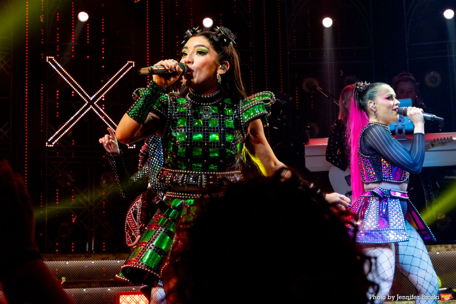 Photos: Kirstin Maldonado Takes First Bows in SIX THE MUSICAL on Broadway — photo 9 of 23