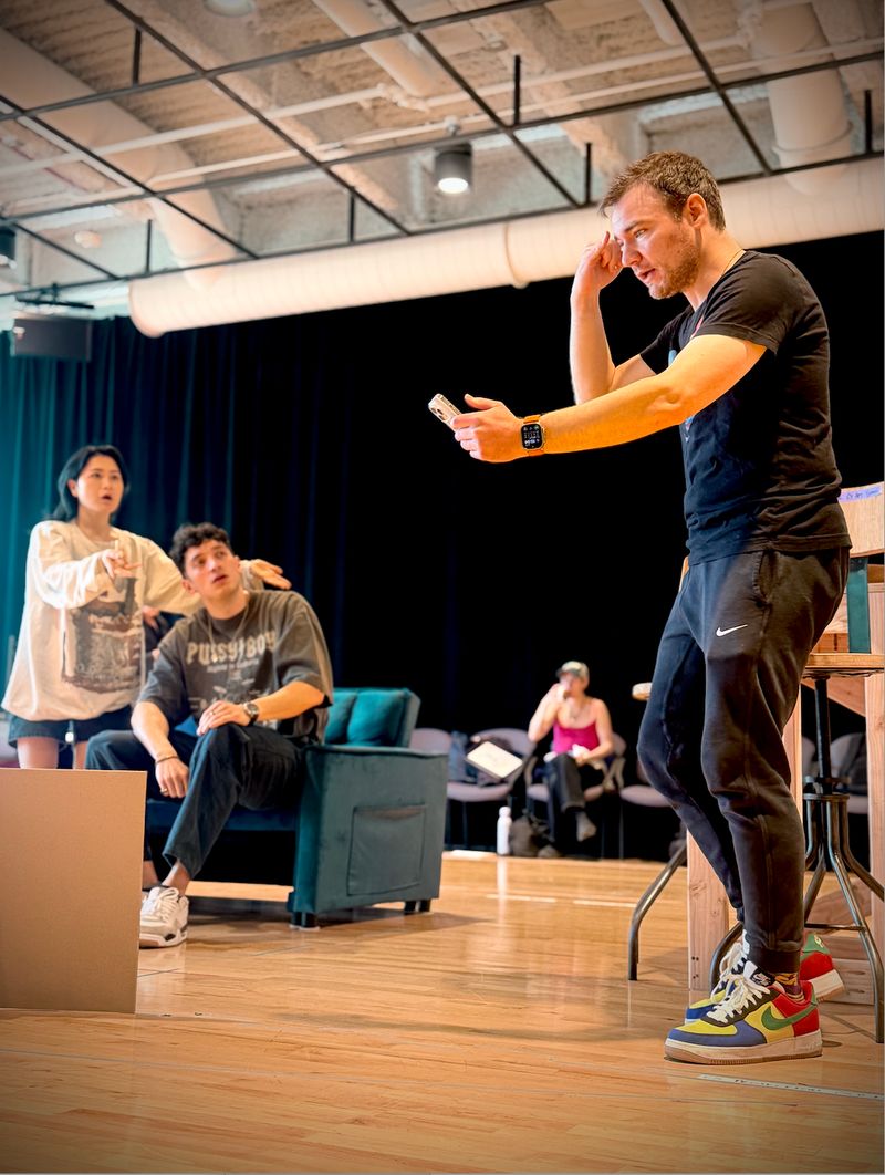 Photos: In Rehearsals for ASL and Spoken English ELEPHANT SHOES World Premiere — photo 2 of 6