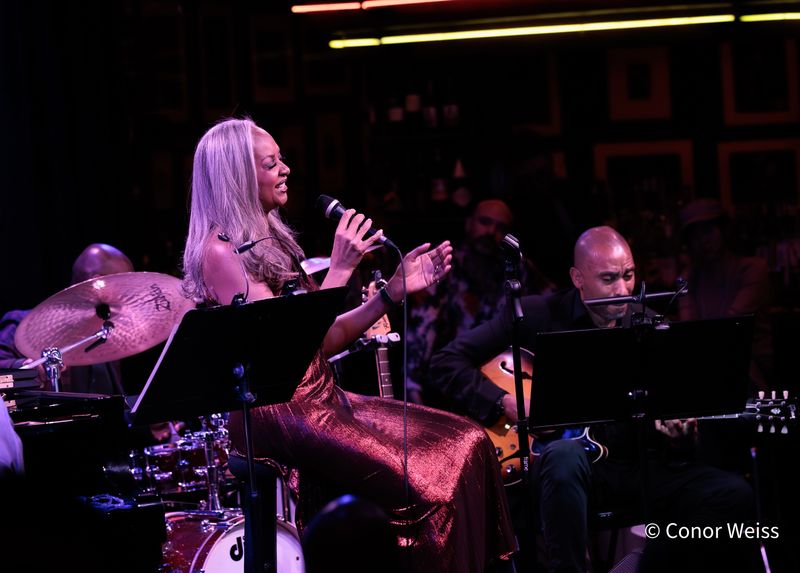 Photos: See Highlights of La Tanya Hall's May 30 Show at Birdland — photo 16 of 20