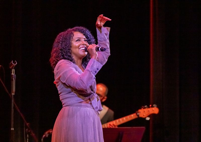 Photos: Inside AN EVENING WITH ADRIENNE WARREN at 92NY — photo 2 of 7