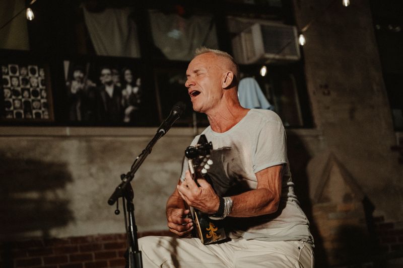 Photos: Sting and Shaggy Perform for the Broadway Community to Celebrate THE LAST SHIP — photo 8 of 15