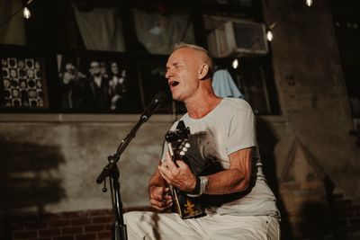Sting Photo