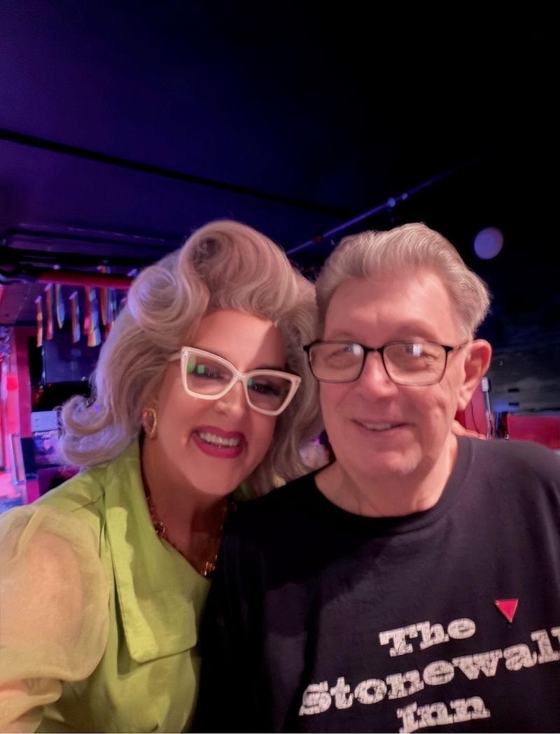 Photos: Doris Dear Celebrates Pride with Postcarding Event — photo 5 of 14